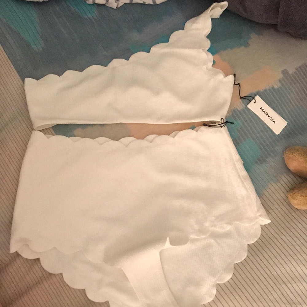 White highwasted scalloped Bikini set